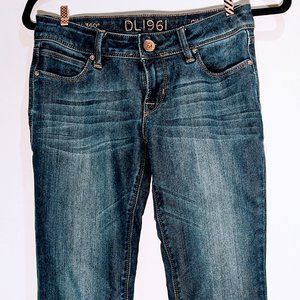 DL1961  4-Way Stretch 'Cindy' Slimboot Jeans